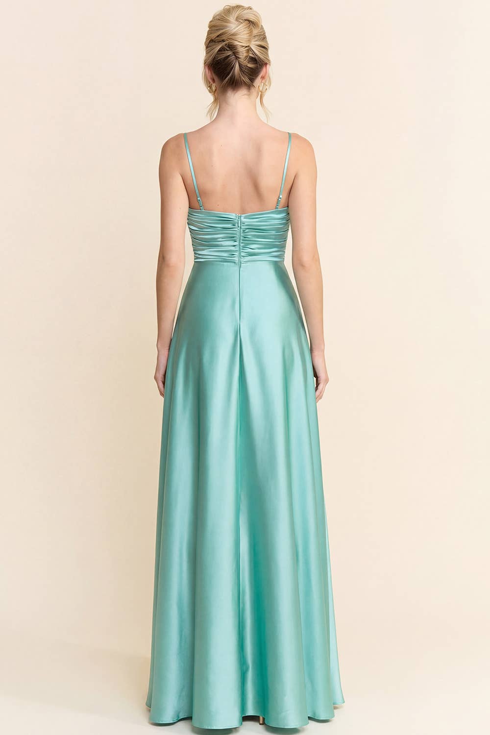 Maniju - Wholesale Gown - Women's - SWEETHEART NECKLINE SATIN MAXI DRESS5