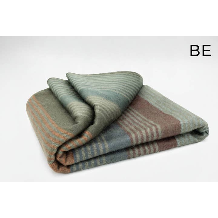 Choice Alpaca Products – wholesale Filtar – Alpacka Bed Filt - Randig100