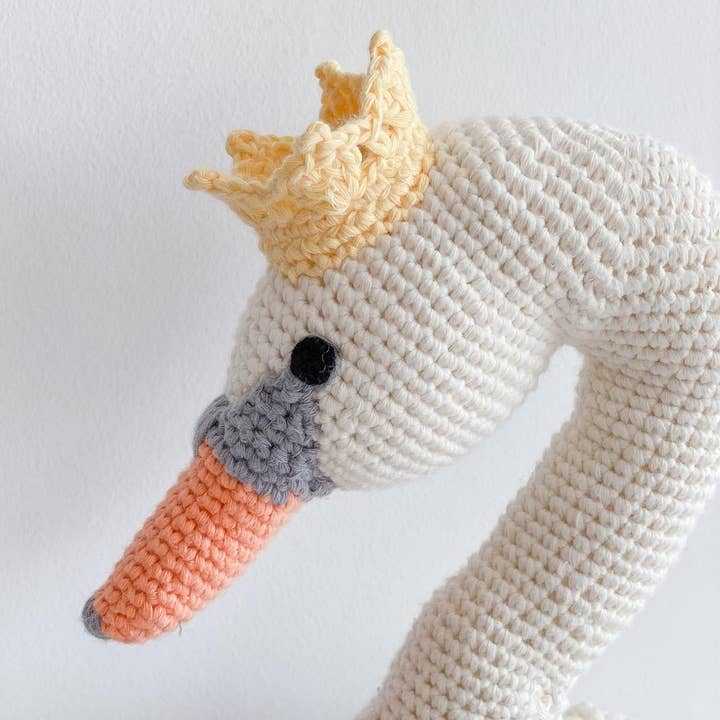 BEBEMOSS, LLC - Wholesale Stuffed/Plush Toy - Kids & Baby - Stuffed animal toy, swan, organic cotton
