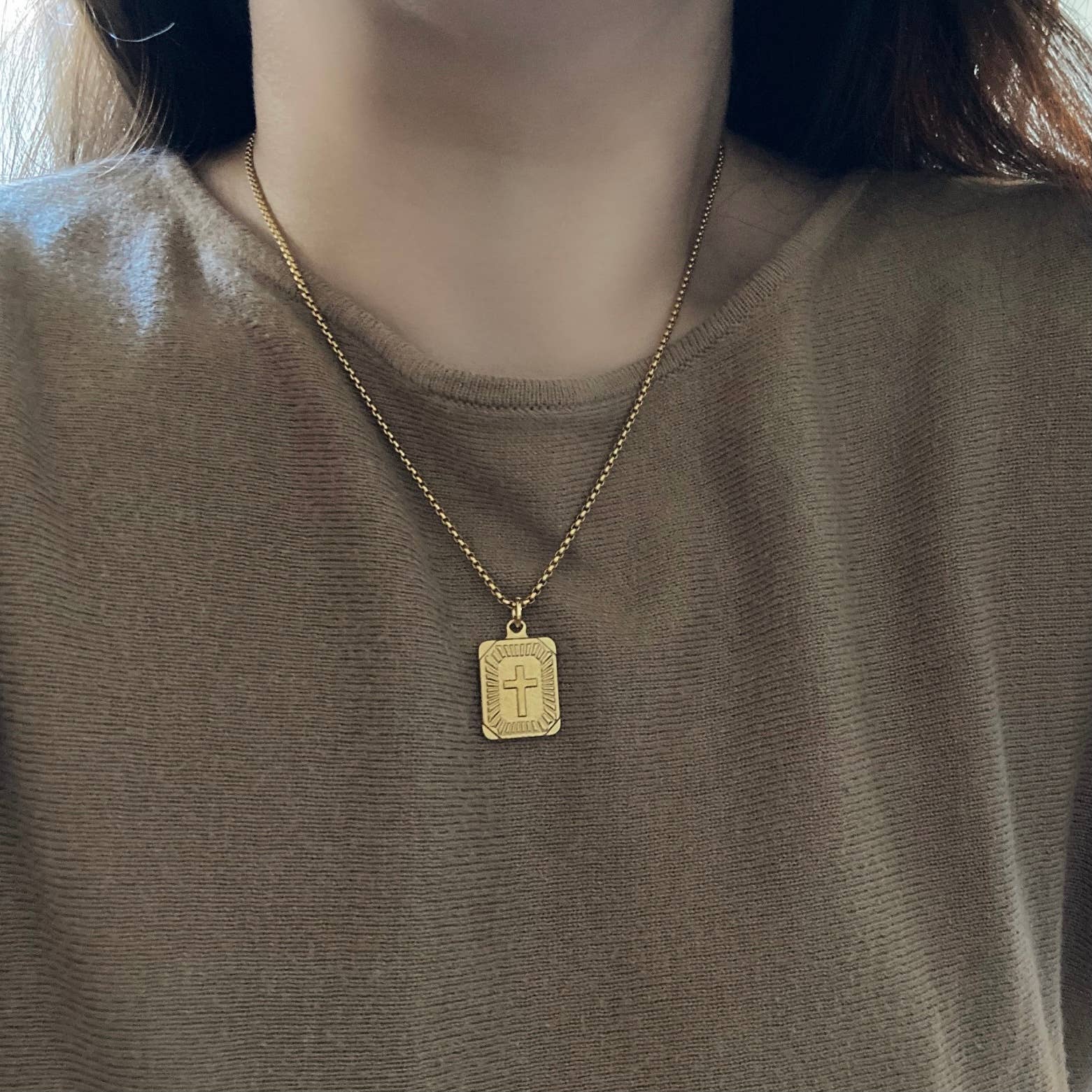 Amady Jewelry - Vendita all'ingrosso Collana con ciondolo/pendaglio - Collana con ciondolo medaglione a croce placcato oro 18k7