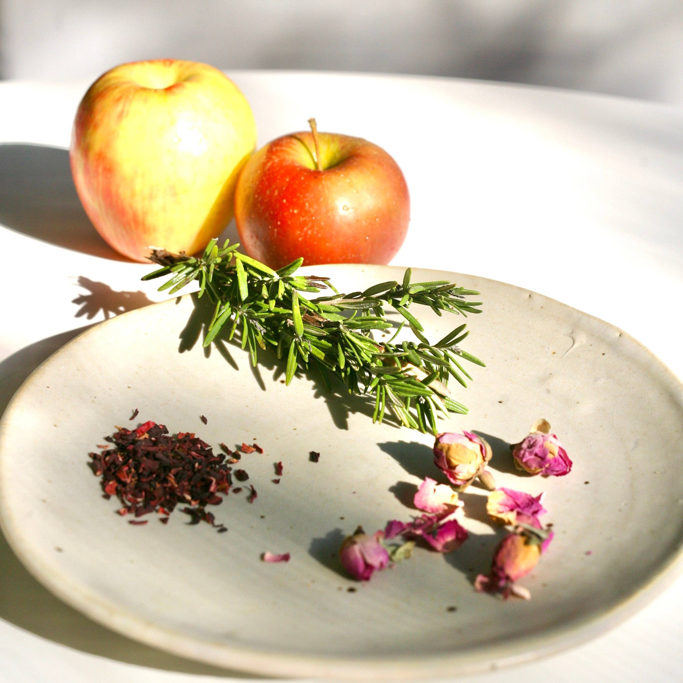 Urban Pharm - Wholesale Wellness Juice/Tonic - Case of 12: Apple, Rosemary, and Flowers Shrub1