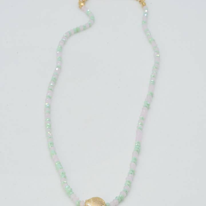 MiMi Wholesale - Wholesale Pendant/Charm Necklace - CN4372 Beaded Shell Pendant Necklace3