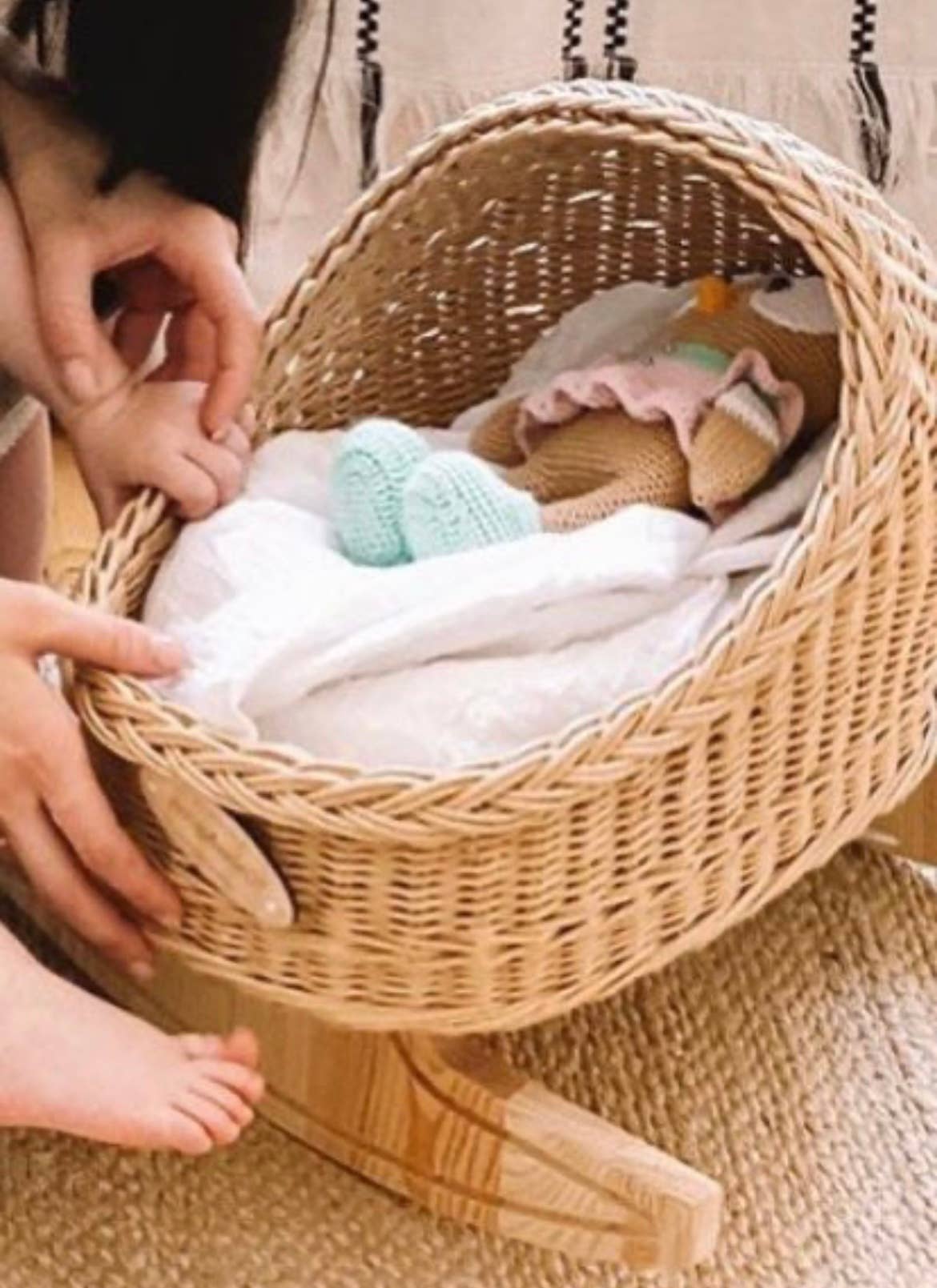 PoppyBabyCo - Wholesale Doll Accessory Kit - Kids - Doll Cradle Crib Bassinet Wicker & Wood Basket1