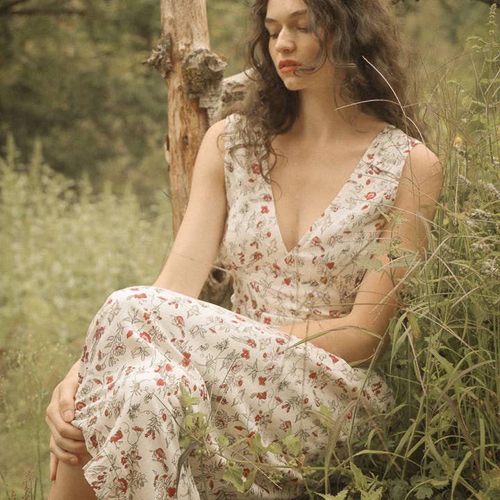 Atèlette - Wholesale Dress - Women's - Red and White Floral Sleeveless Slip Dress - Sandrine Dress