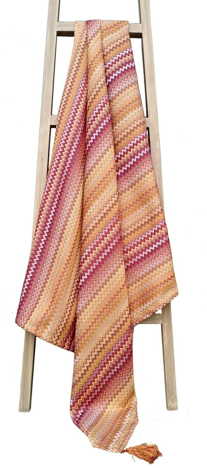 LOOMWORKS LTD – wholesale Throw blanket – Mia Bohemian Throw3