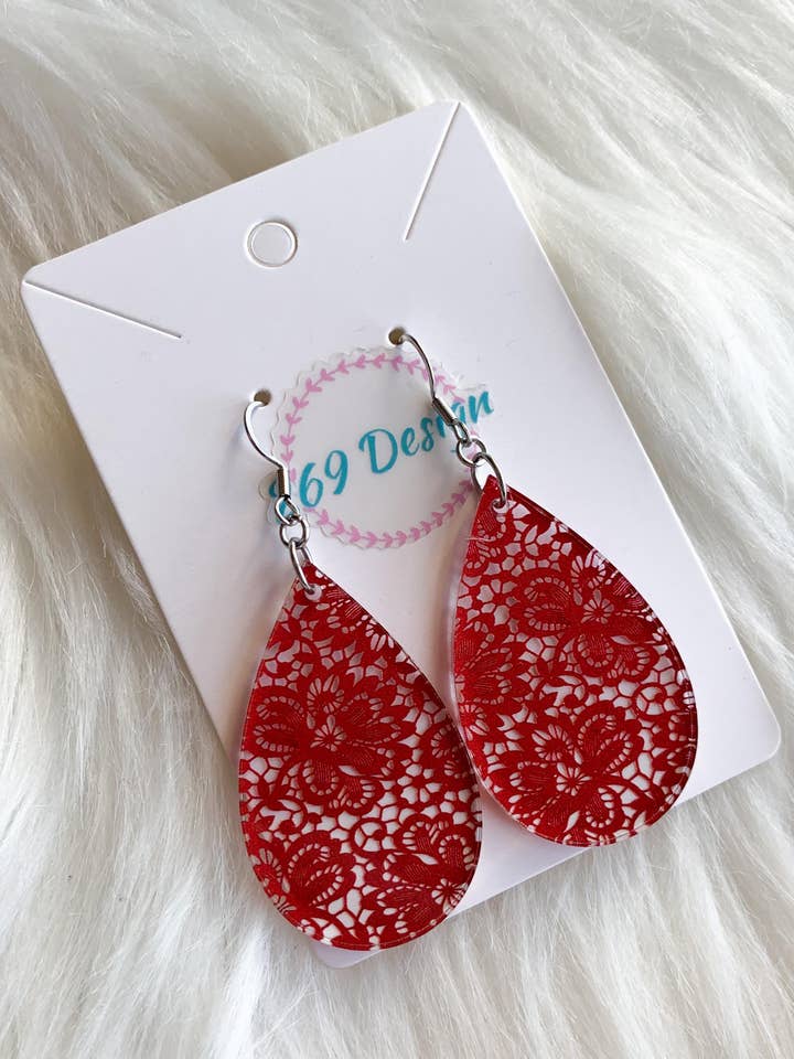 Dentelle rouge pour la vente par 269 Design