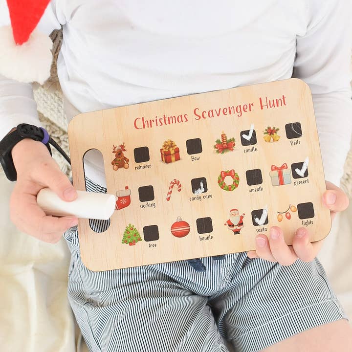 Inspired Wholesale - Wholesale Board game - Scavenger Hunt Board - Christmas2