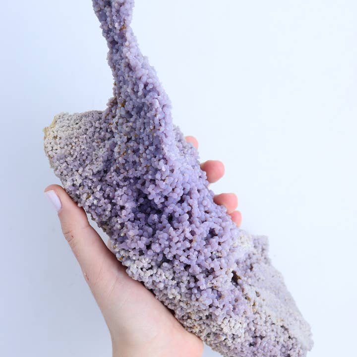 Mi Esperanza Minerals - Wholesale Decorative Tabletop Object - Grape Agate Cluster1