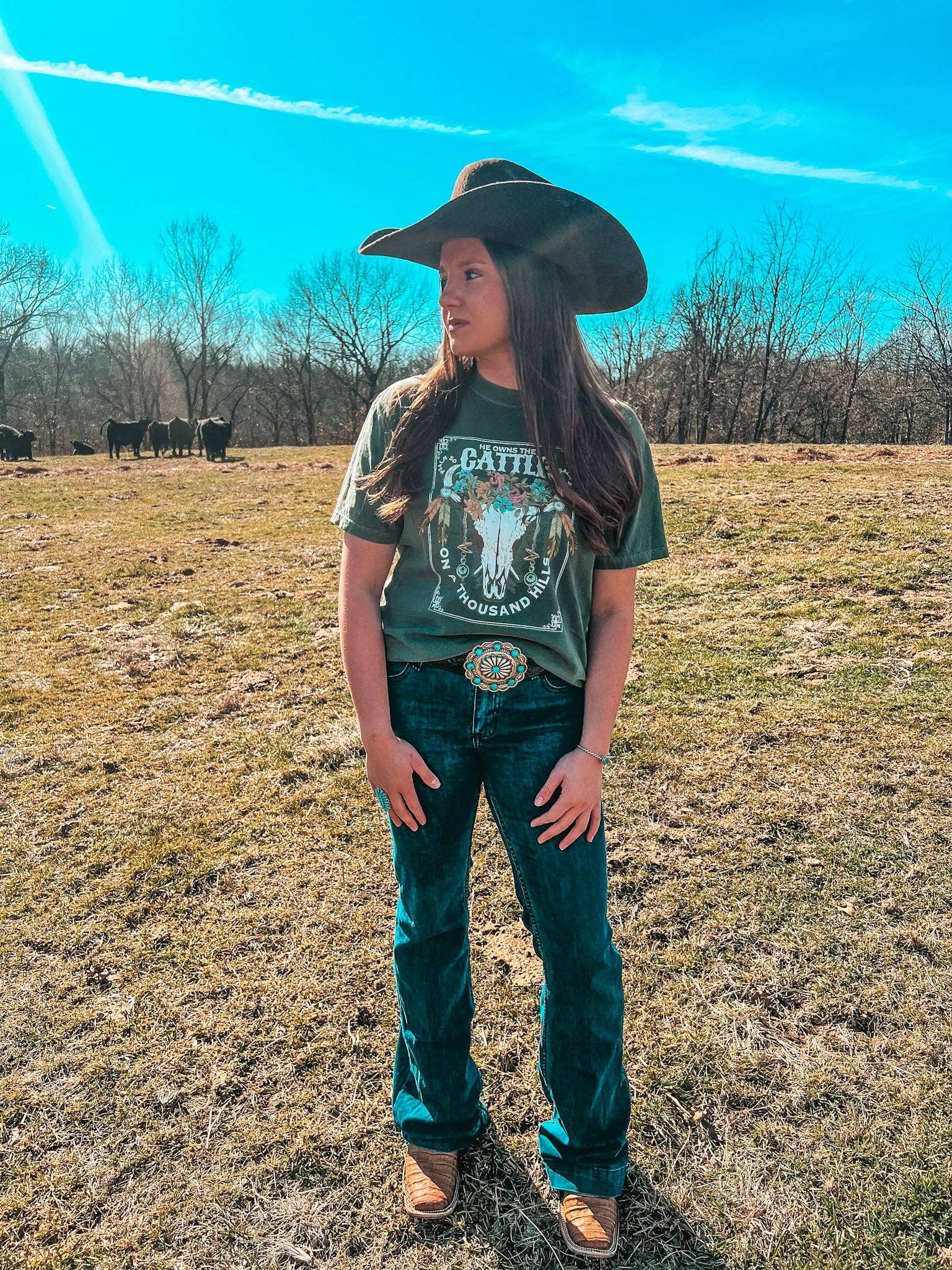 Southern Babe Wholesale - Wholesale Screen Printed T-Shirt - Women's - HE OWNS CATTLE ON A THOUSAND HILLS TEE0