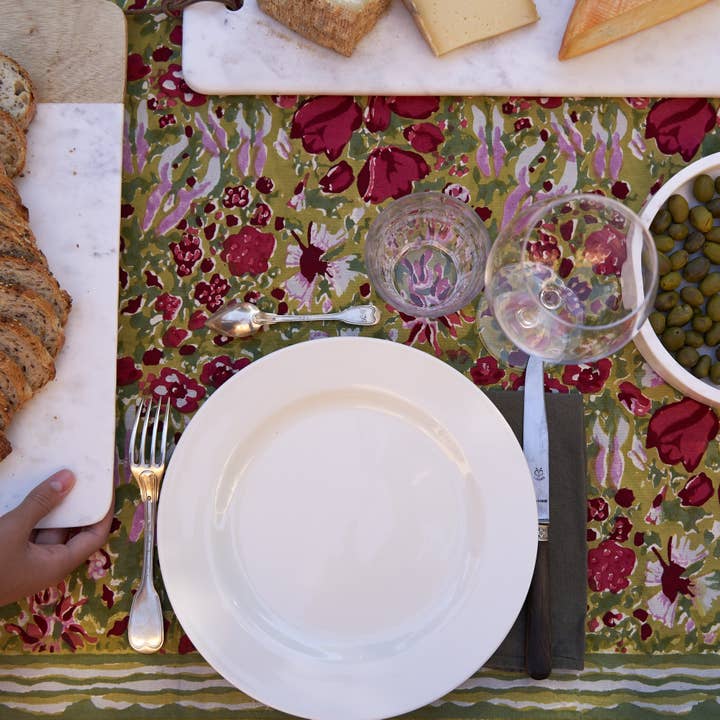 Couleur Nature - Wholesale Tablecloth - Jardin Red & Green | French Tablecloths