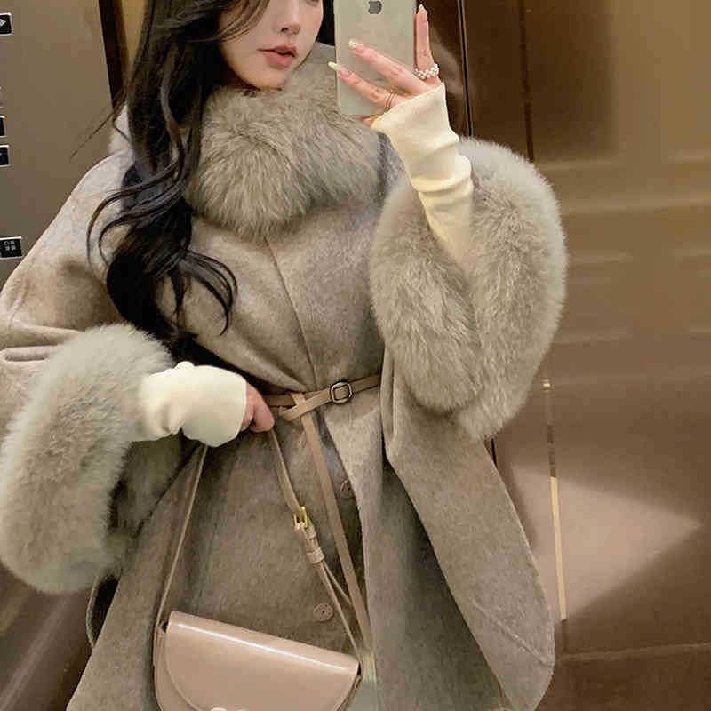 FurDecoration – wholesale Päls/fuskpäls - Dam – Lyxig dubbelvänd kashmirrock med rävpälskrage0