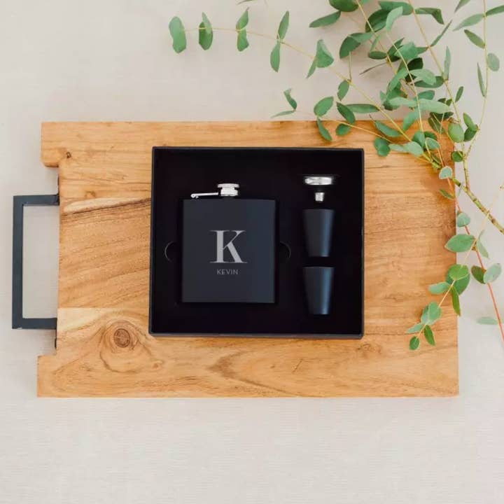 Weddingstar Inc. – wholesale Flask – Stainless Steel Hip Flask Gift Box Set-Modern Serif Monogram