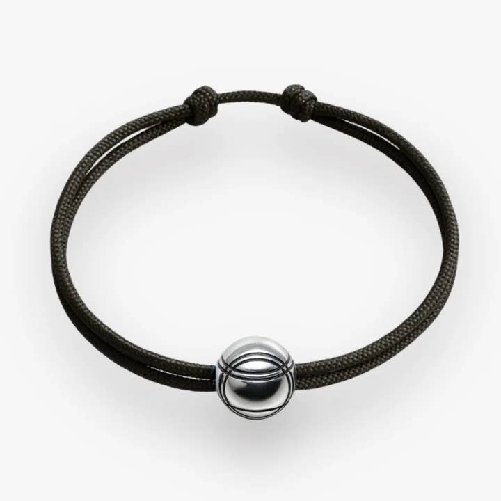 Le bracelet des vrais joueurs de pétanque pour la vente par Kettel