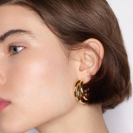 Triple Medium Hoop Högglans Stålörhänge för wholesale av HoopLa