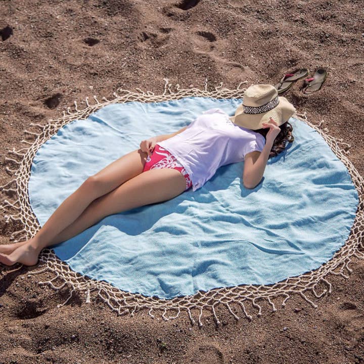 Round Beach Towel for wholesale by madeathand.nl