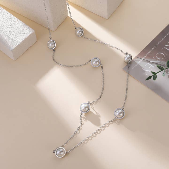 Ameline long pearl necklace for wholesale by Lovelika