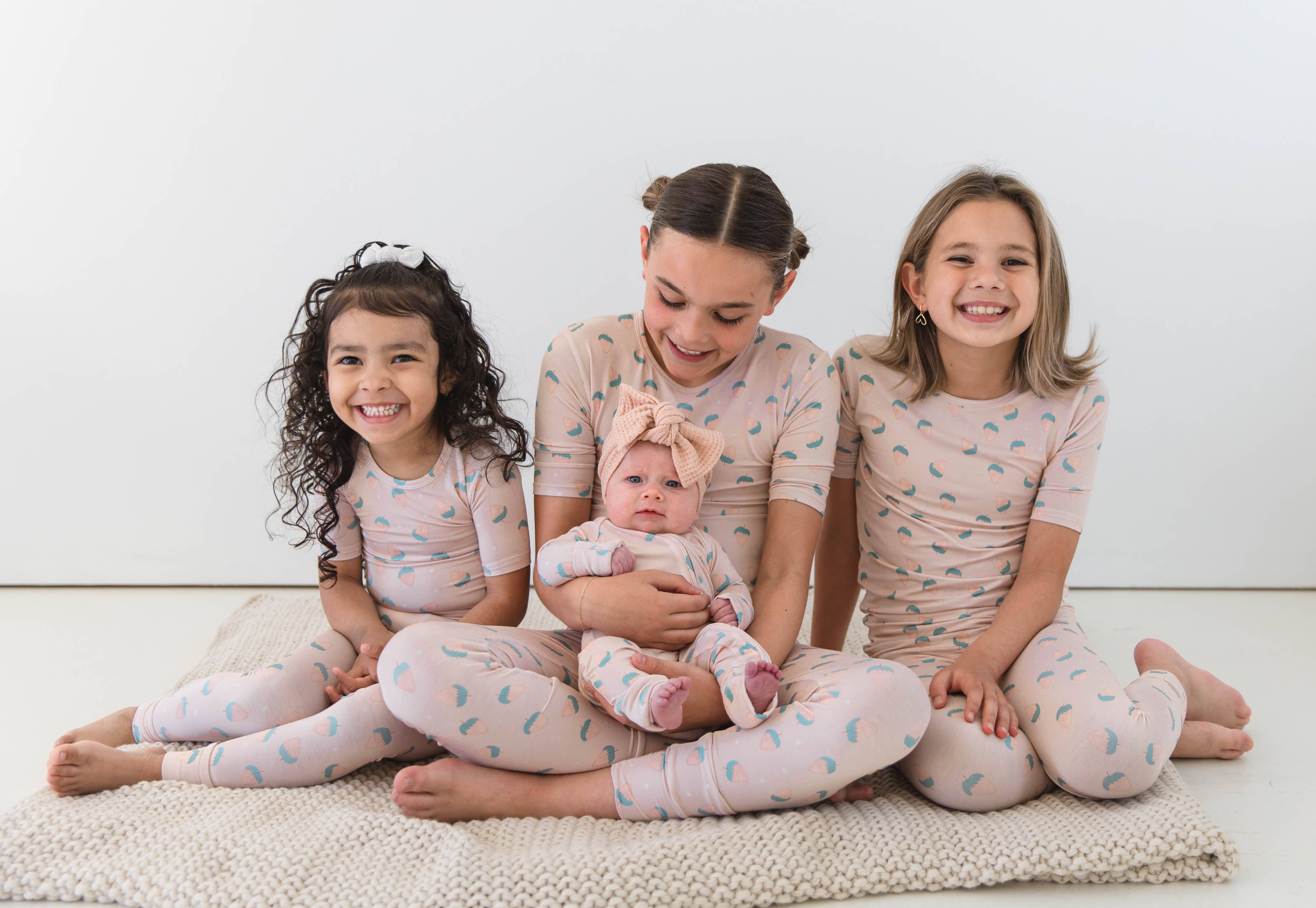 Modern Roots Kids Co. – wholesale Pyjamasset - Barn – Bambuset | jordgubbar3