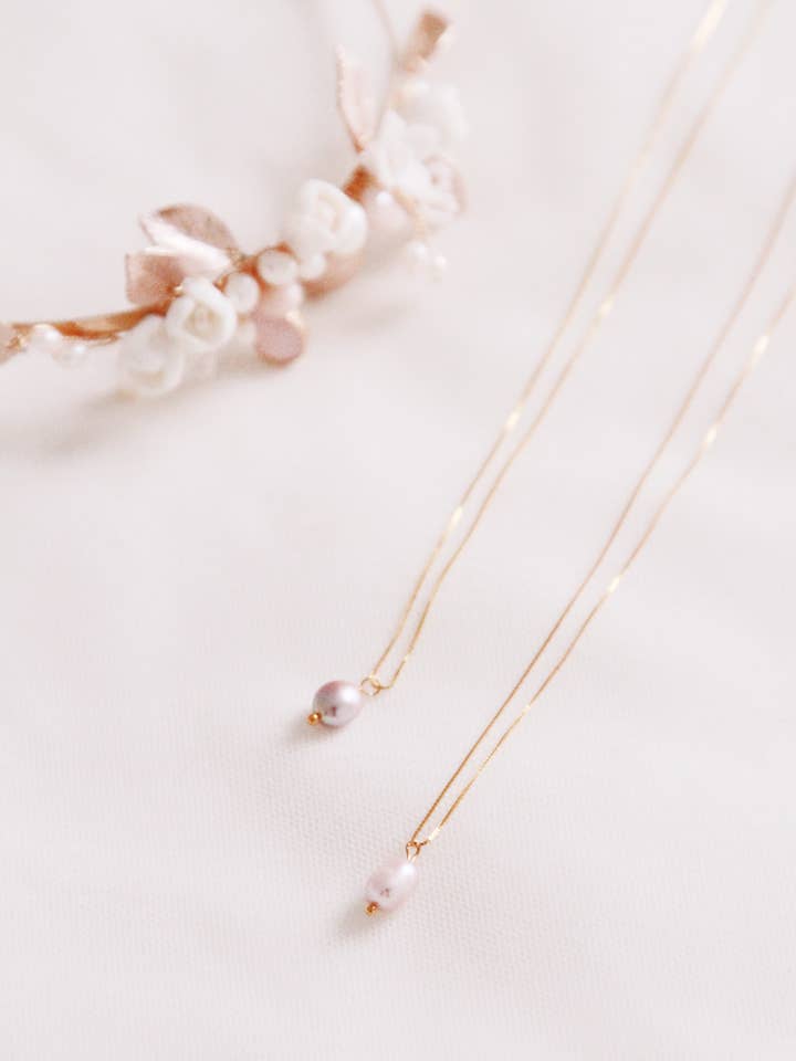 Collier perle pour mariée "Danaé" court ou long pour la vente par Lily in love
