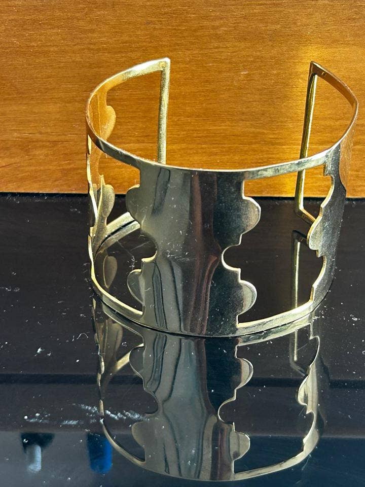 Handmade Gold 24K plated Bracelet for wholesale by AuraLine Inc.