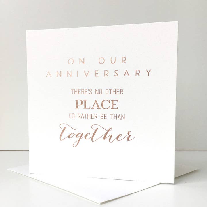 På vår årsdag PC30 för wholesale av Megan Claire