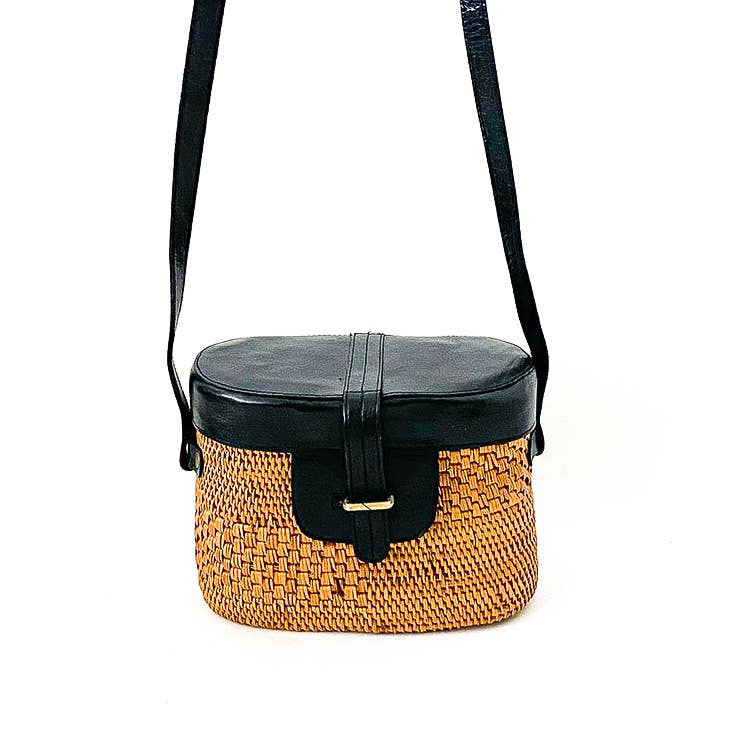 Everina - Wholesale Crossbody Bag - Women's - Melody Crossbody Bag - Black6