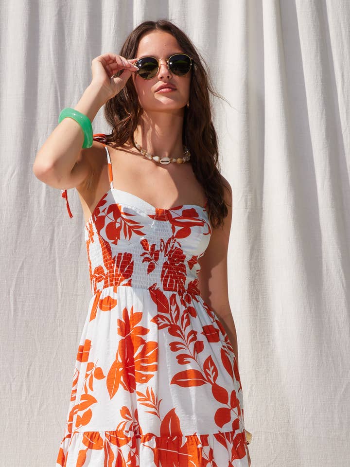 Robe courte imprimée à nouer aux épaules pour la vente par ILLA ILLA