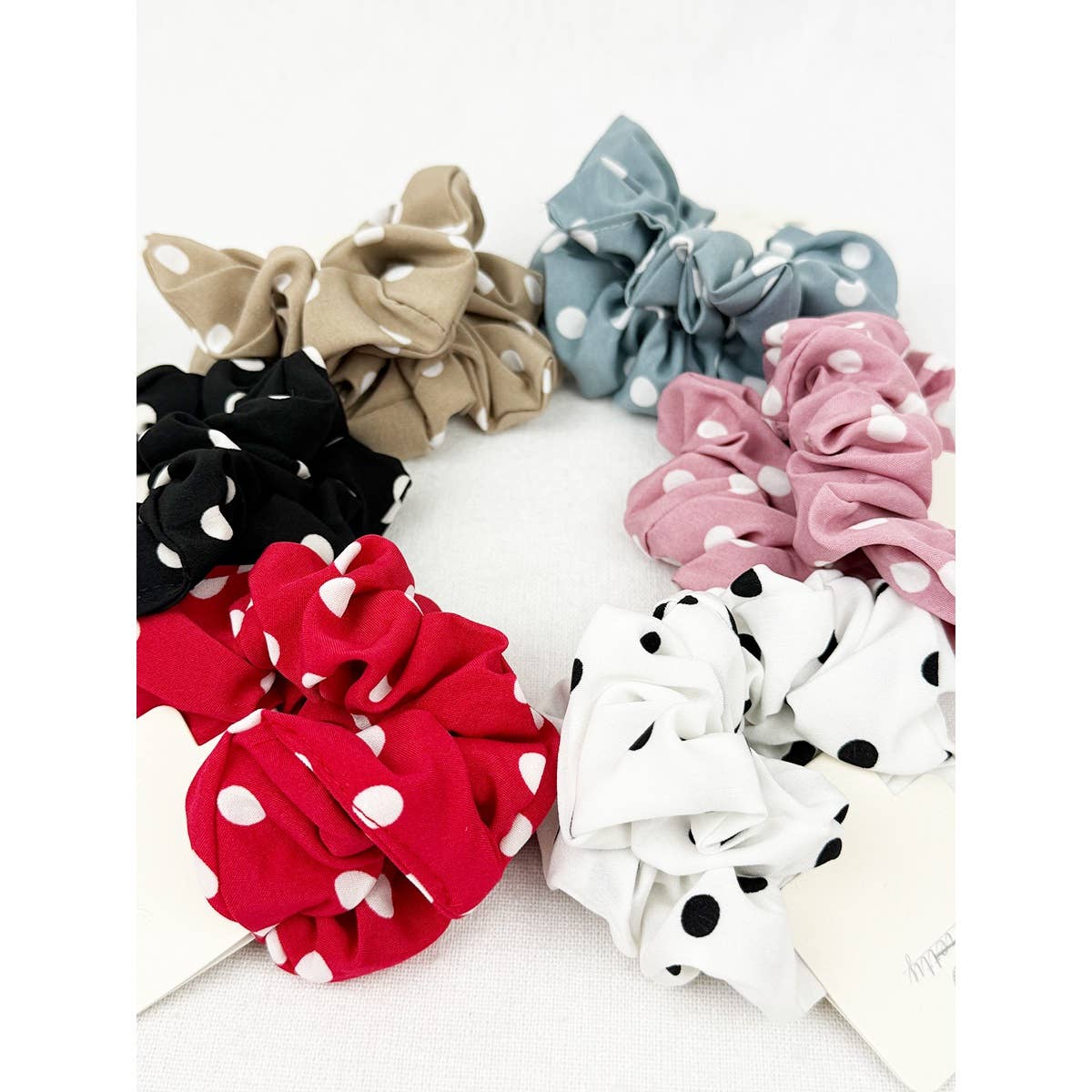 MIX COLOR Polkadot Scrunchies for wholesale on Faire4