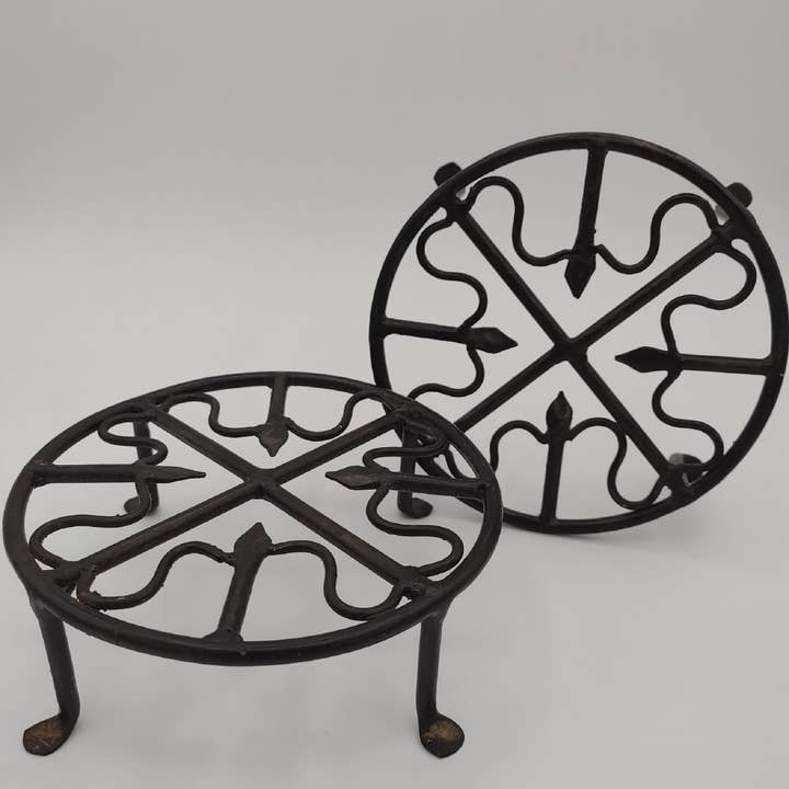 Asia West - Vendita all'ingrosso Portavasi - Supporti per piante rotondi in ferro battuto5