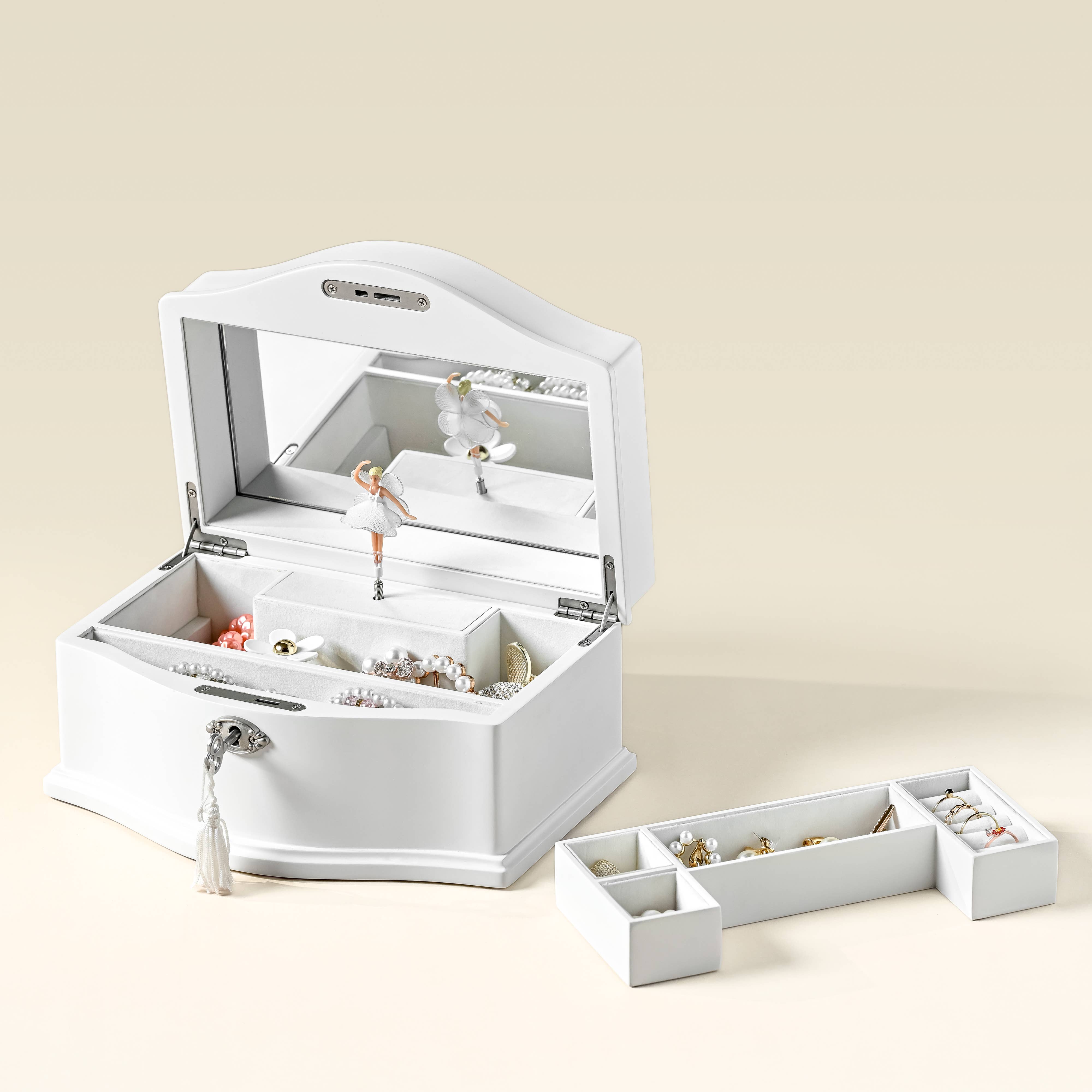 Arlo Belle LLC - Wholesale Jewelry Box/Organizer - Kids Musical Jewelry Box with Lock and Spinning Ballerina1