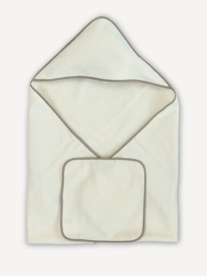 Badhanddoek en washandje met zandpijpen, set met capuchon voor wholesale door Timo & Violet