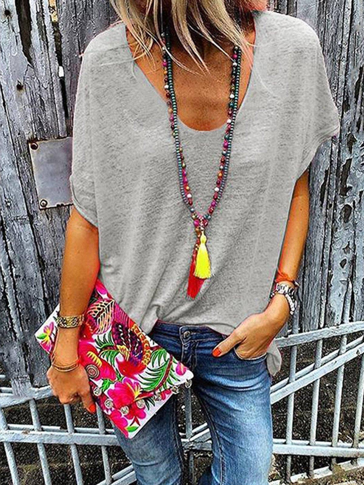 Tourtiwi - Vendita all'ingrosso Maglietta - Donna - T-shirt da donna a maniche corte con scollo a V color caramella5