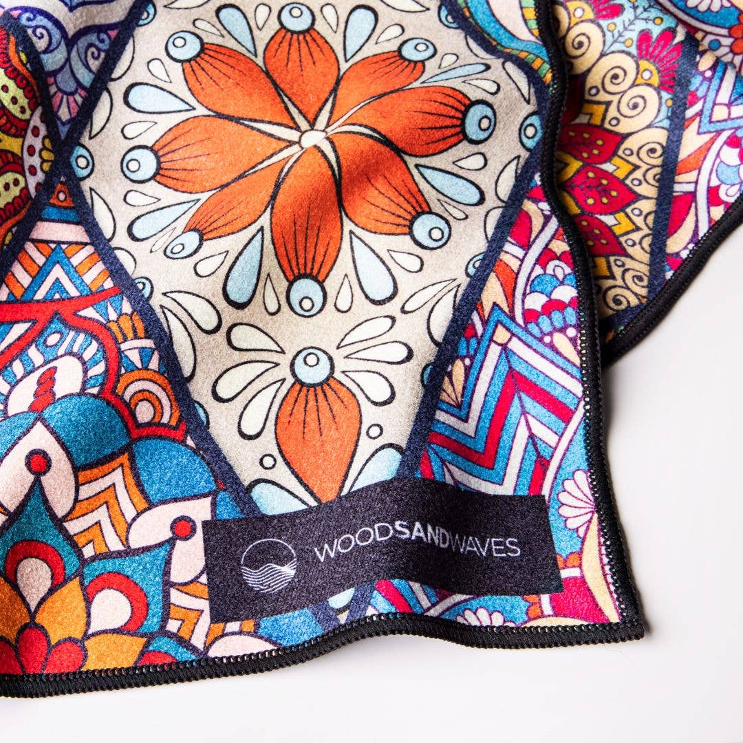 WOODSANDWAVES - Wholesale Beach Towel - Mosaics - Sand-Repellent Beach Towel with Secret Pocket (180cm x 80cm)4