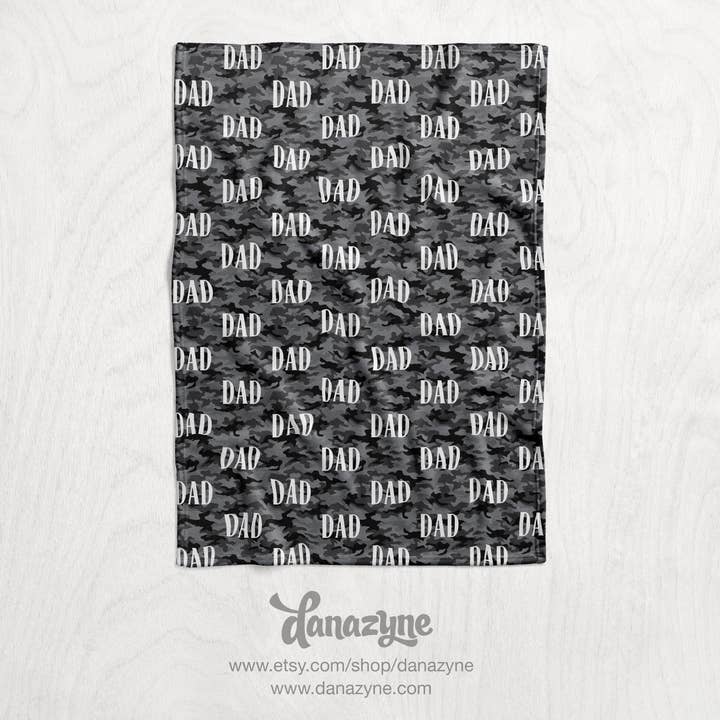 Danazyne - Wholesale Bedding Blanket - Kids & Baby - Camo Personalized Repeating Name Plush Minky Blanket1