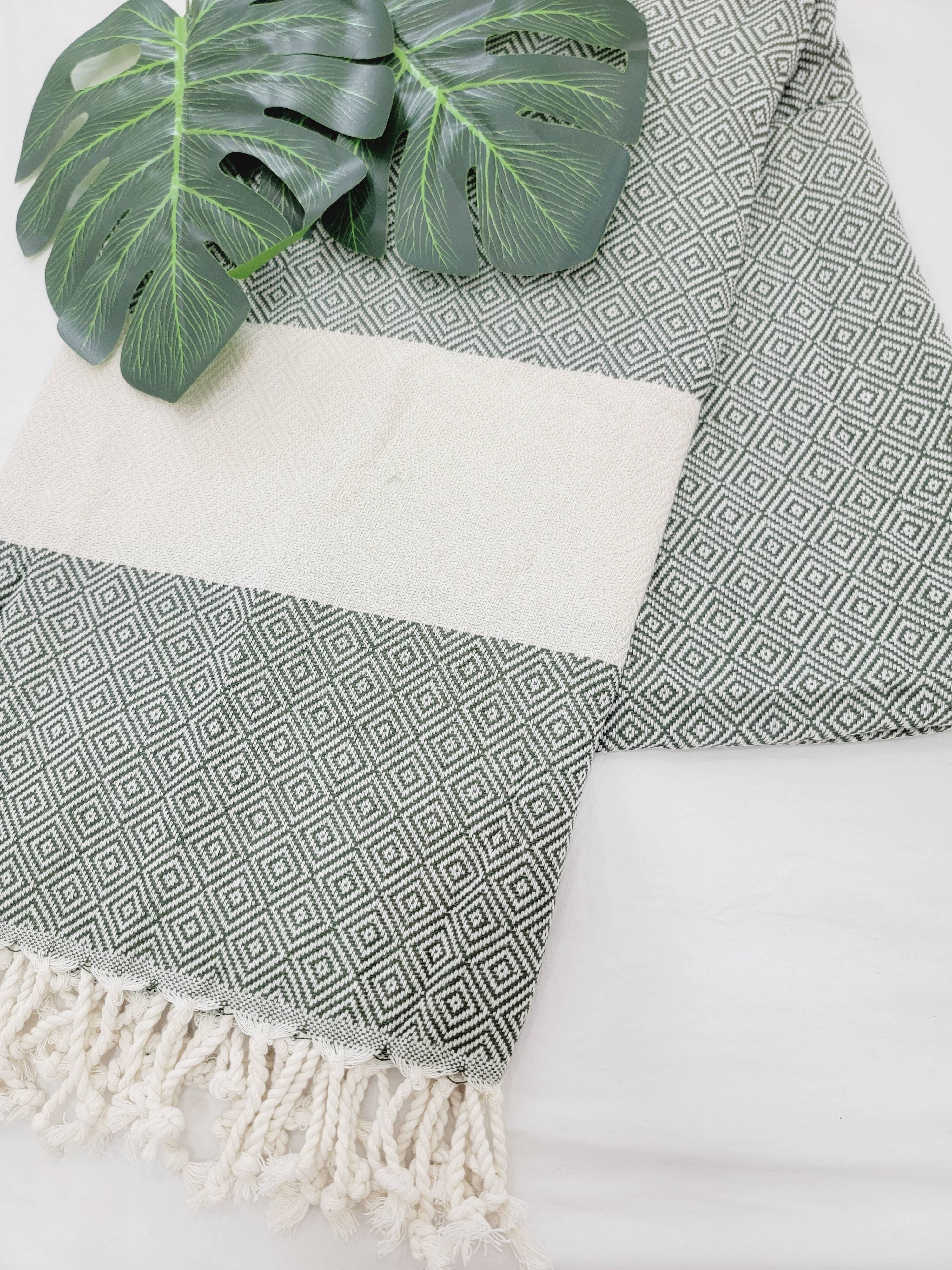 EBRU Home – Großhandel Badetuch – 50 assorted Türkische Strand- und Badetücher in verschiedenen Farben – verkaufsbereit3