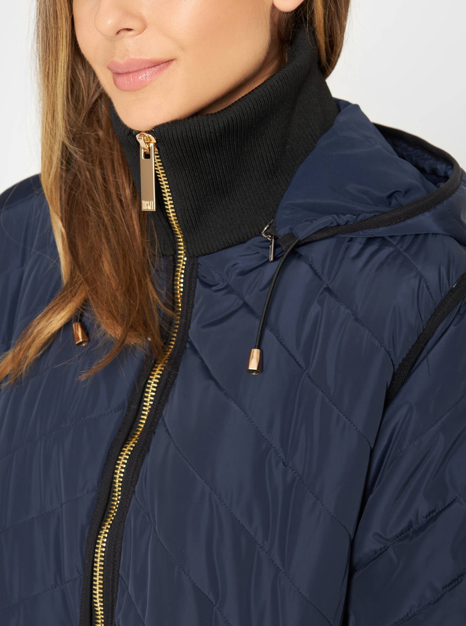 Ticket Woman - Wholesale Puffer Jacket - Women's - Julie Long jacket - Several colours3