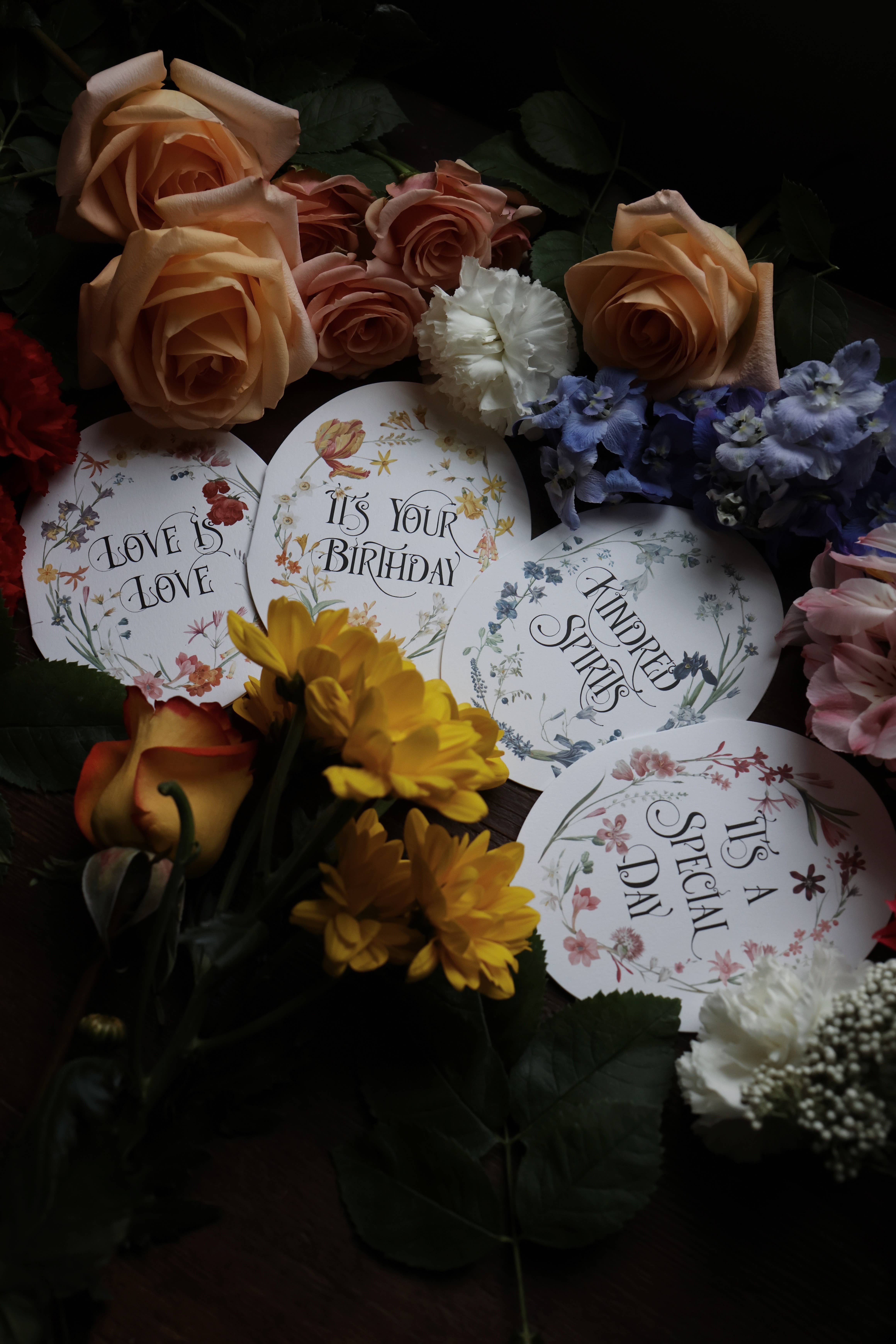 Open Sea - Vendita all'ingrosso Biglietti d'amore - Biglietto di auguri «Love is Love»1