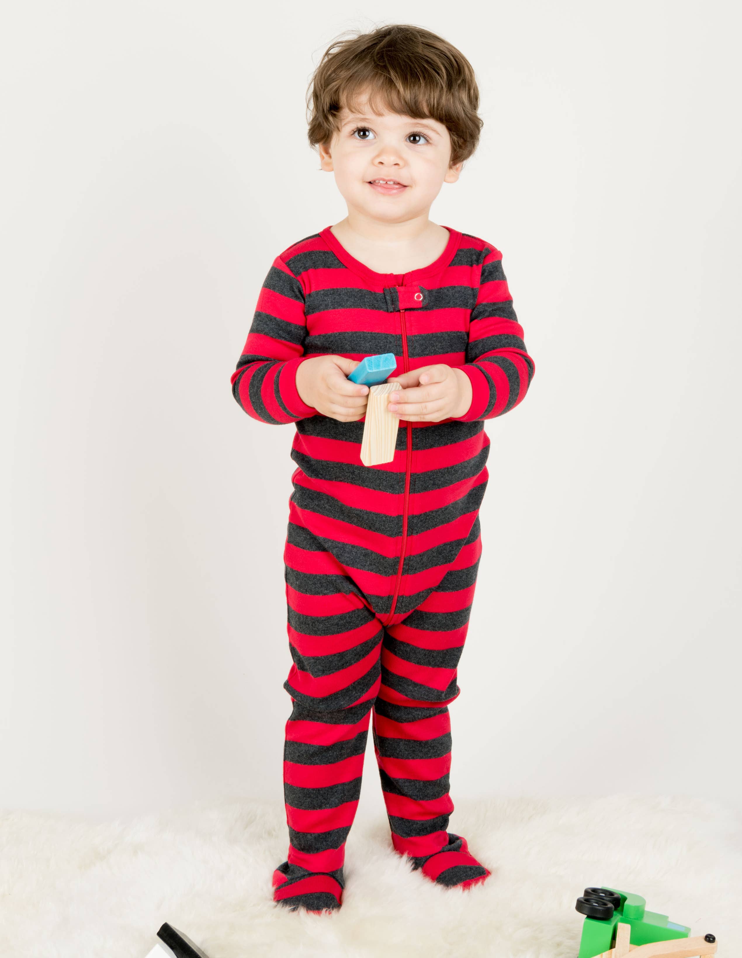 Leveret Pajamas – wholesale Sleepsuit – Baby – Baby Footed Cotton Pajama Red & Gray Stripes1