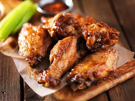 Suzie's Organics and More - Vente Sauces - Sauce à l'aile de Buffalo Bio Suzie's - 12 oz1