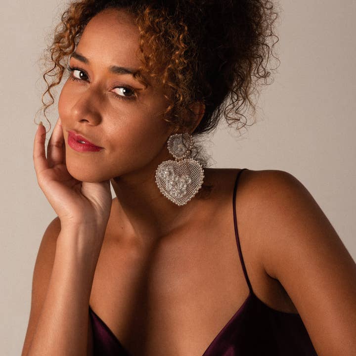 Full Heart, argenté pour la vente par ELISABETH SILVERMAN