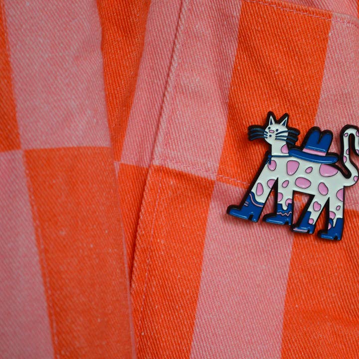 Lauren Morsley – wholesale Lapel pin/button – Cowboy Cat Enamel Pin4
