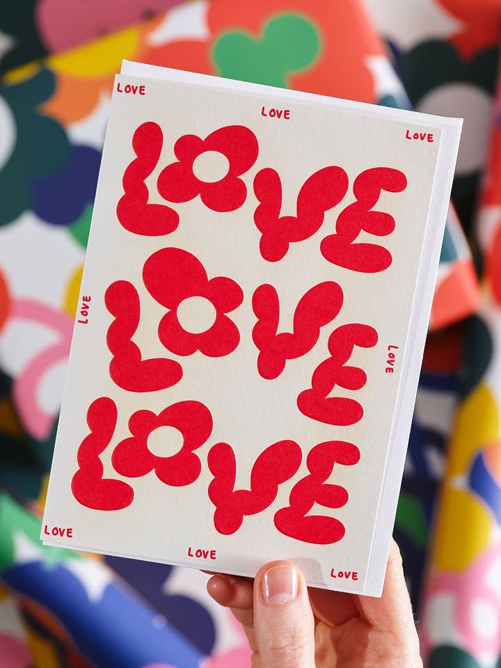 Tarjeta de felicitación en relieve «Love Love Love» para venta al por mayor de Wrap (US duties paid)