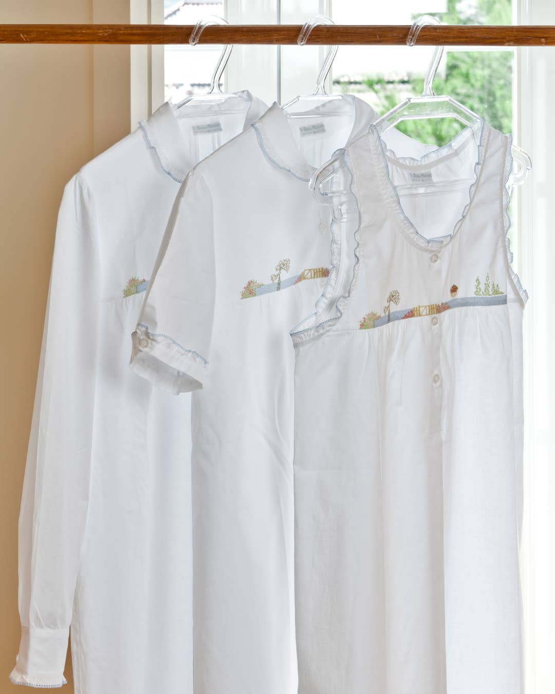 Teresa Alecrim - Têxteis para o Lar - Vente Chemise de nuit – femme - Nuisette Anita brodée0