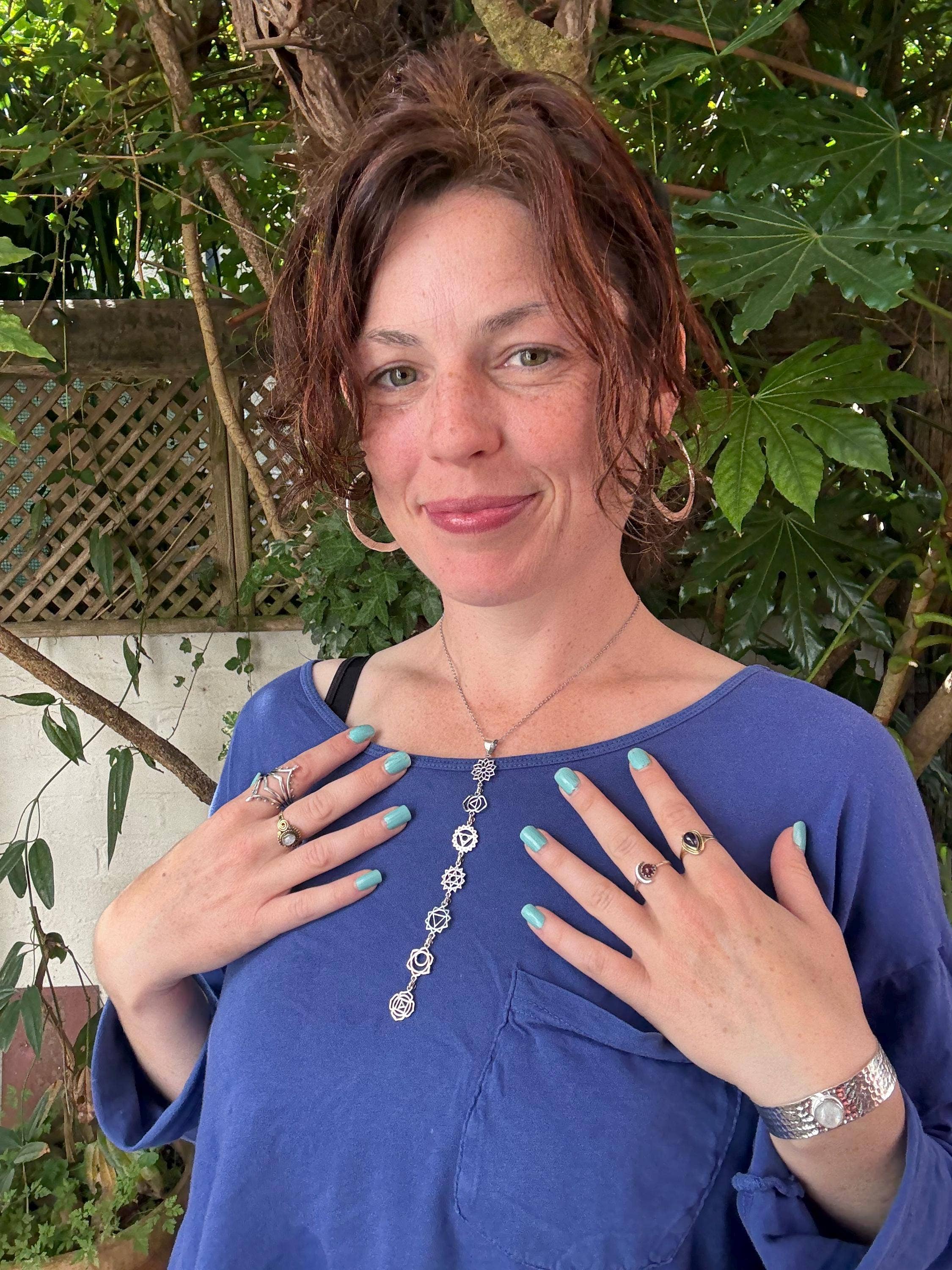 Kaali Boutique – wholesale Pendant/charm necklace – Silver Chakras Necklace with Stainless Steel Chain1