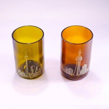 WAS A BOTTLE - Venta al por mayor Vaso/copa - Vasos de ámbar hechos de botellas de cerveza grandes.