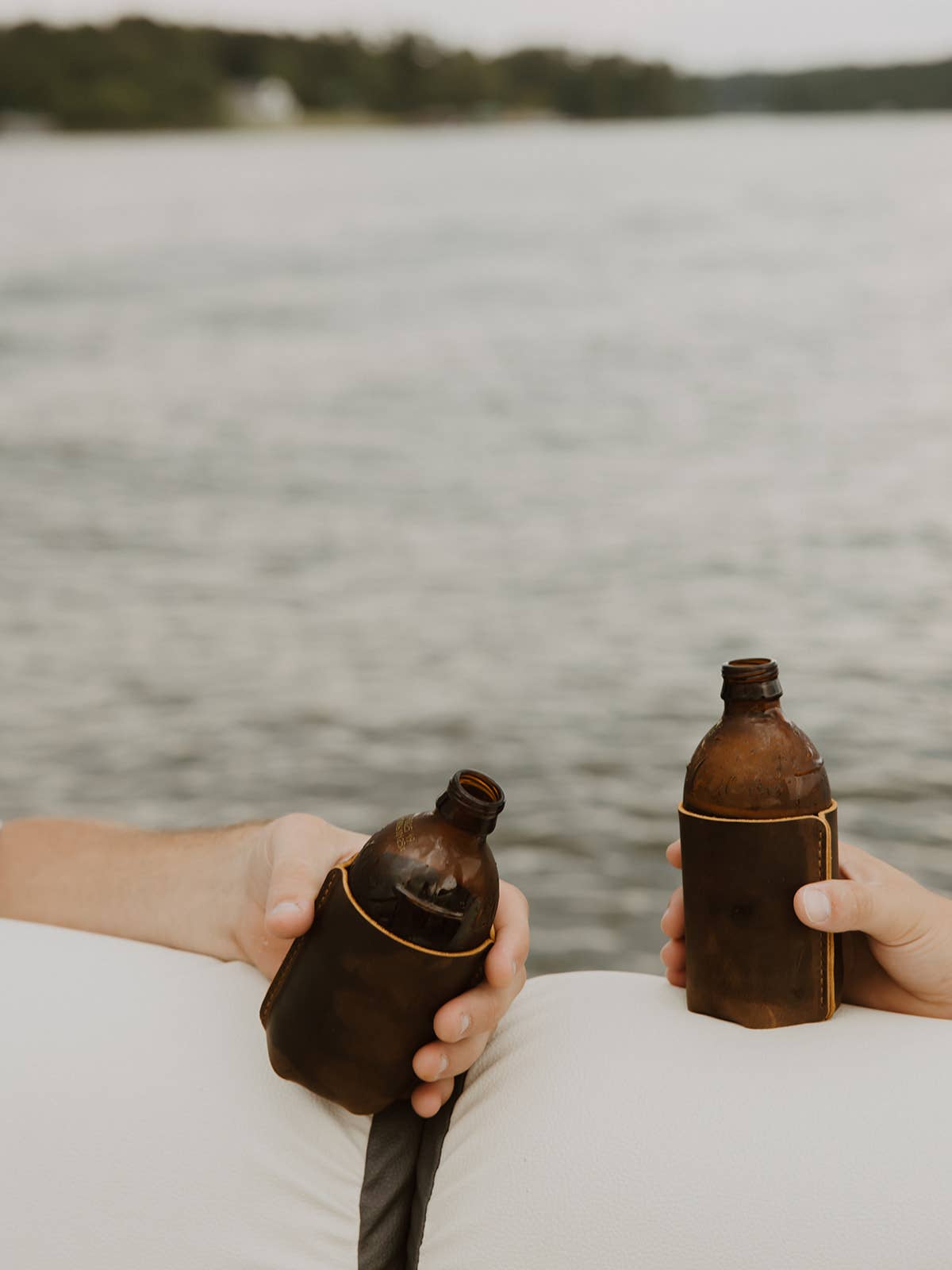 Lindy Leather - Wholesale Drink Huggers & Koozies - Leather Sewn Can Cooler6