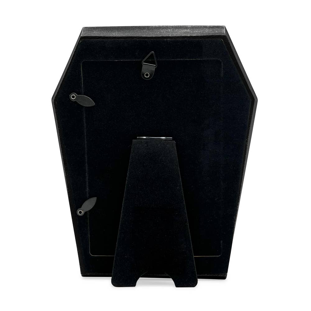 Isaac Jacobs International – wholesale Picture frame – Isaac Jacobs 4x6 Vampire Coffin-Shaped Picture Frame 3