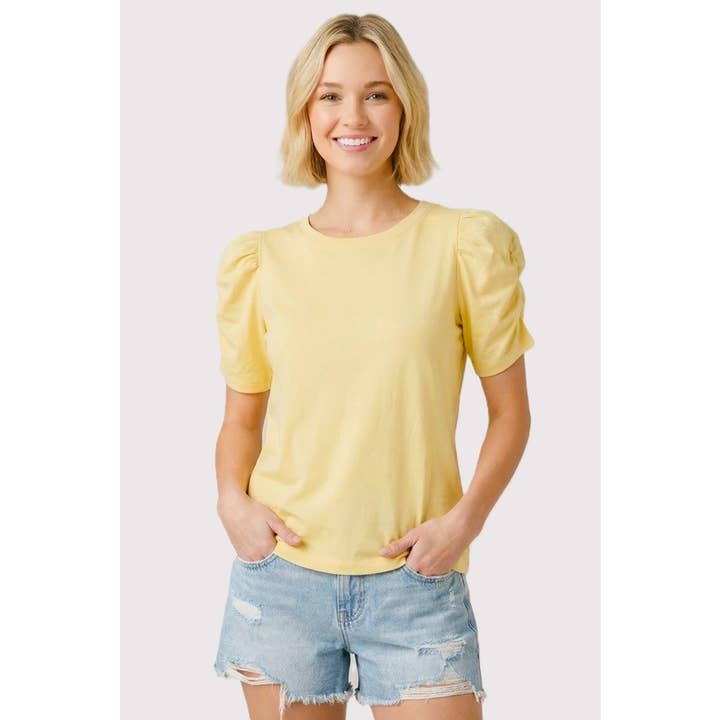 Haut en coton à manches cintrées pour la vente par STACCATO