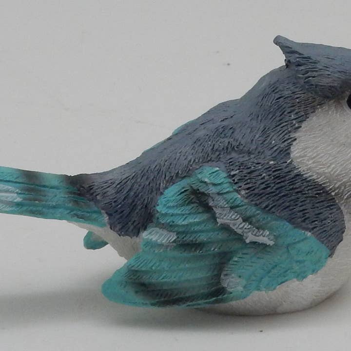 Green Pastures Wholesale - Wholesale Decorative Figurine - Bird Figurines Decor - Polyresin Blue Jay1