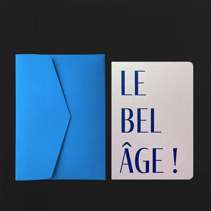 Cartolina LE BEL AGE + busta blu zaffiro per la vendita all'ingrosso da parte di le typographe