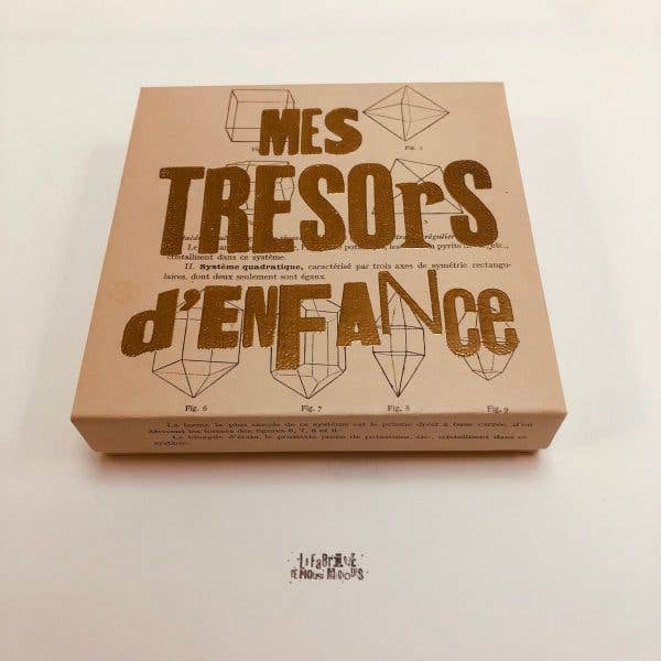 Cabinet of Curiosities The Treasures of Your Childhood for wholesale by La fabrique de MOTS MAGIQUES